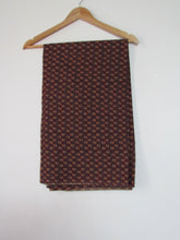 Load image into Gallery viewer, Hand Block Print Cotton Fabric