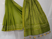 Load image into Gallery viewer, Applique/ Cut Work Chanderi Silk Cotton Saree